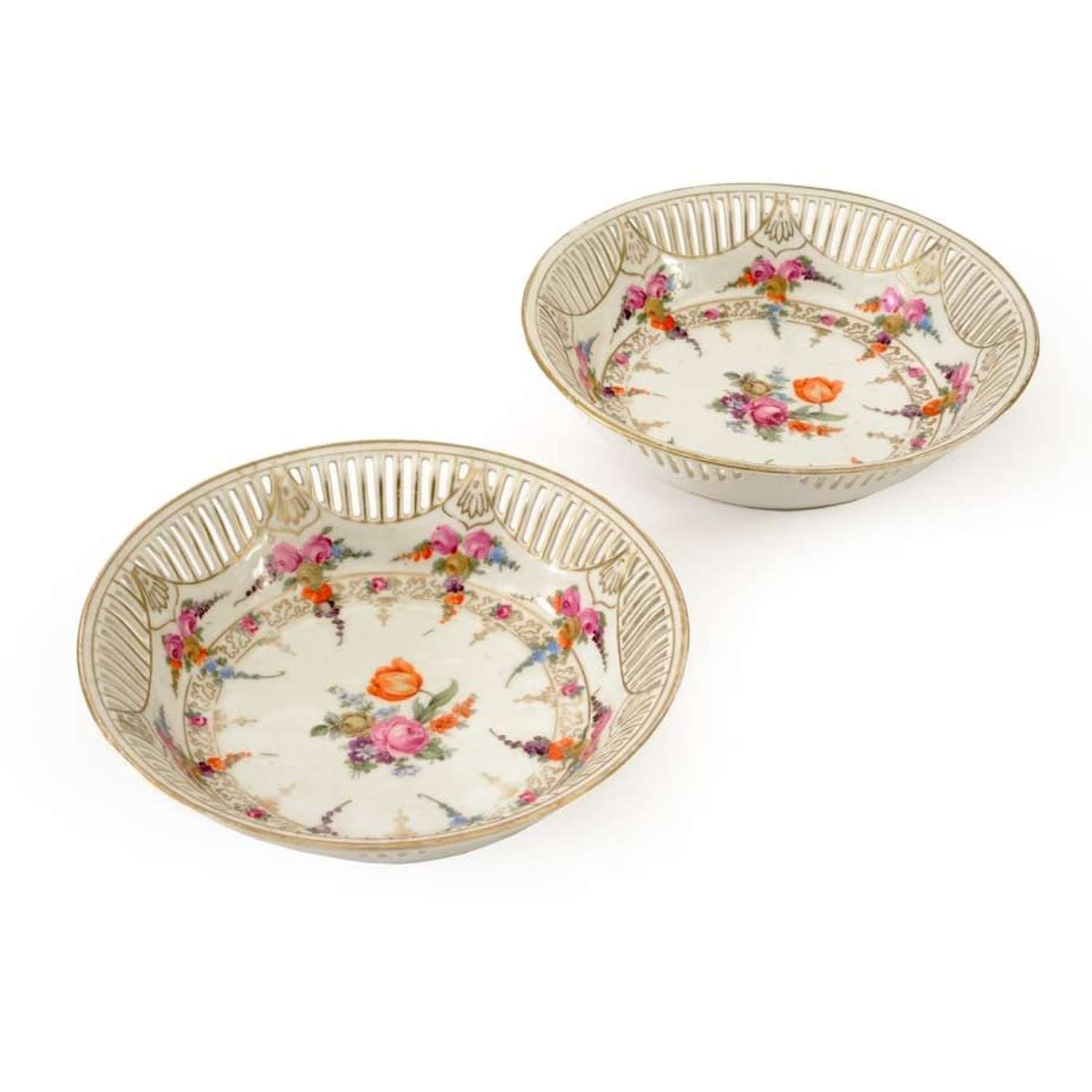 Pair of early 20th Century Continental porcelain hand painted dishes