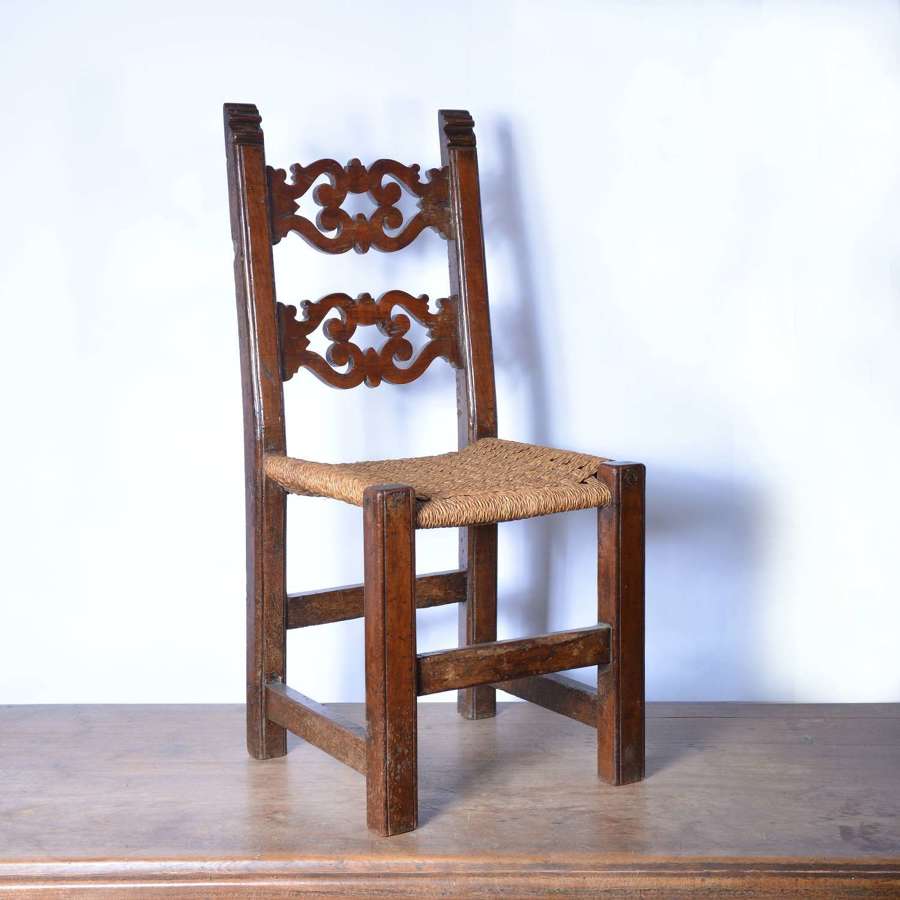 Small Italian country walnut chair